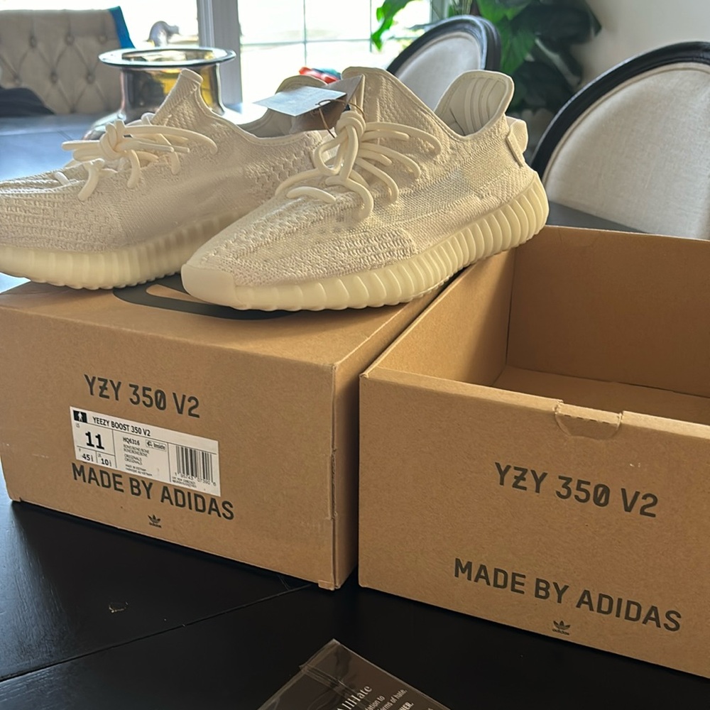 Yeezy adidas 350 v2 bone white size 11 NWT brand new in box never worn.
